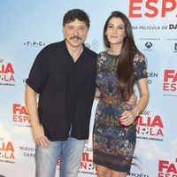 Carlos Bardem y Cecilia Gessa en el estreno de 'La Gran Familia Española'