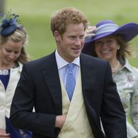 El príncipe Harry en la boda de James Meade y Lady Laura Marsham