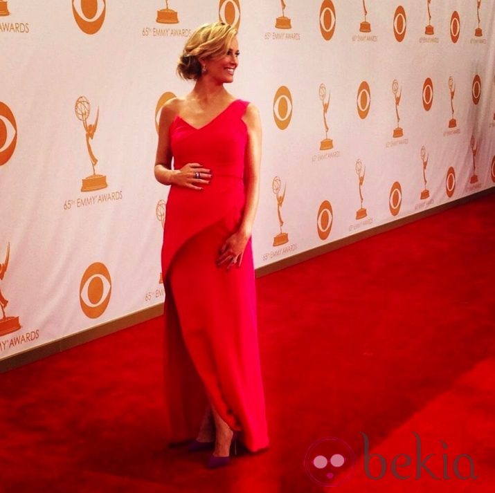 Brooke Anderson en la alfombra roja de los Emmy 2013