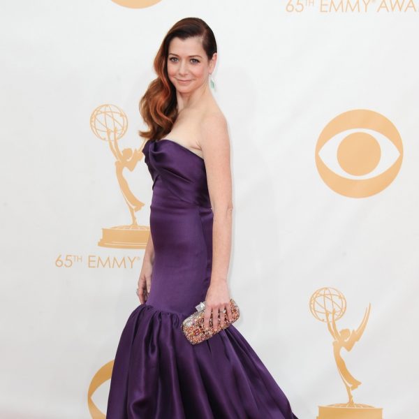 Alyson Hannigan En La Alfombra Roja De Los Emmy 2013 Alfombra Roja De 0630