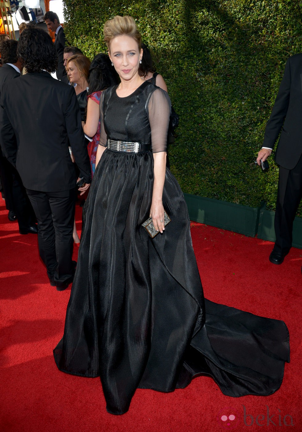 Vera Farmiga en la alfombra roja de los Emmy 2013