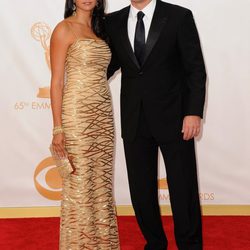 Matt Damon y Luciana Barroso en la alfombra roja de los Emmy 2013