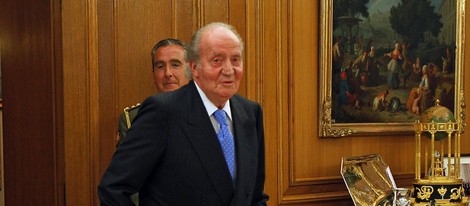 El Rey Juan Carlos el día previo a su operación de cadera para eliminar una infección