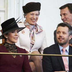 Federico y Mary de Dinamarca y los Príncipes Joaquín y Benedicta en la apertura del Parlamento 2013/2014