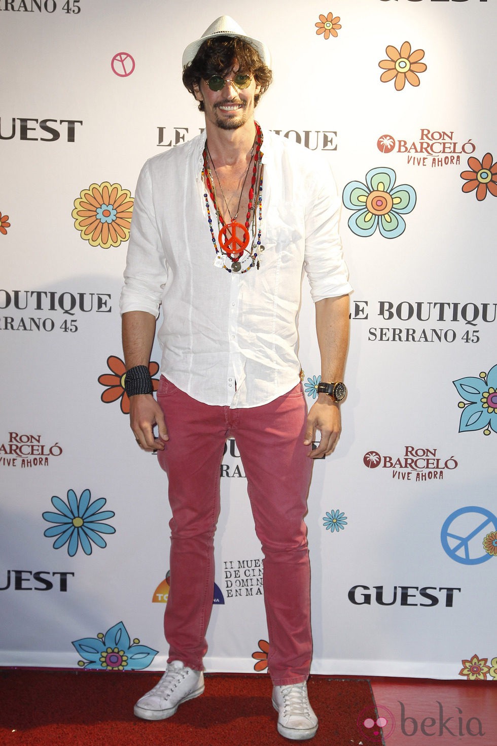 Felipe López en la fiesta Flower Power en Madrid