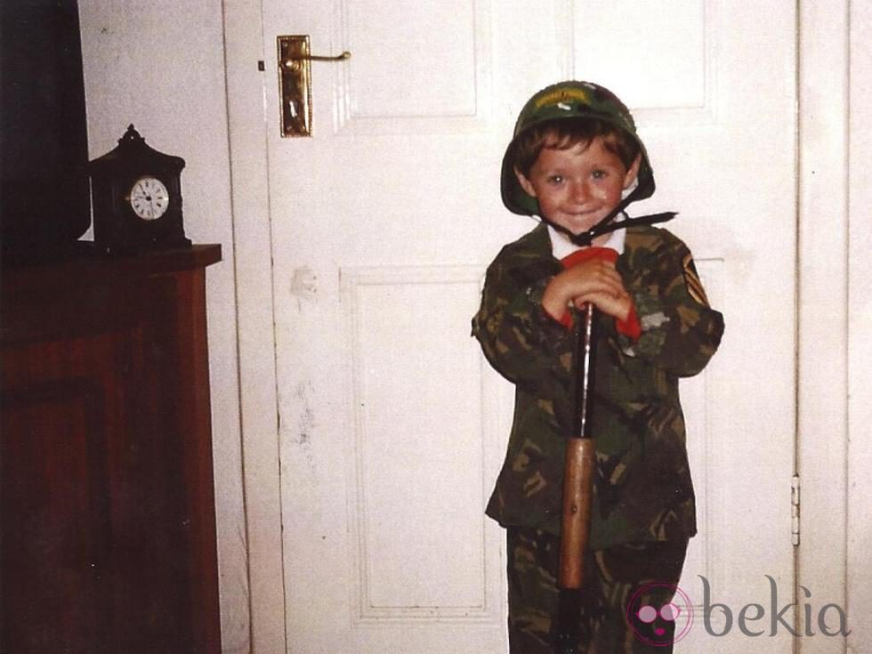 Niall Horan disfrazado de soldadito cuando era pequeño