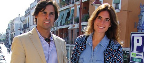 Fran Rivera y Lourdes Montes en una misa rociera en Sevilla