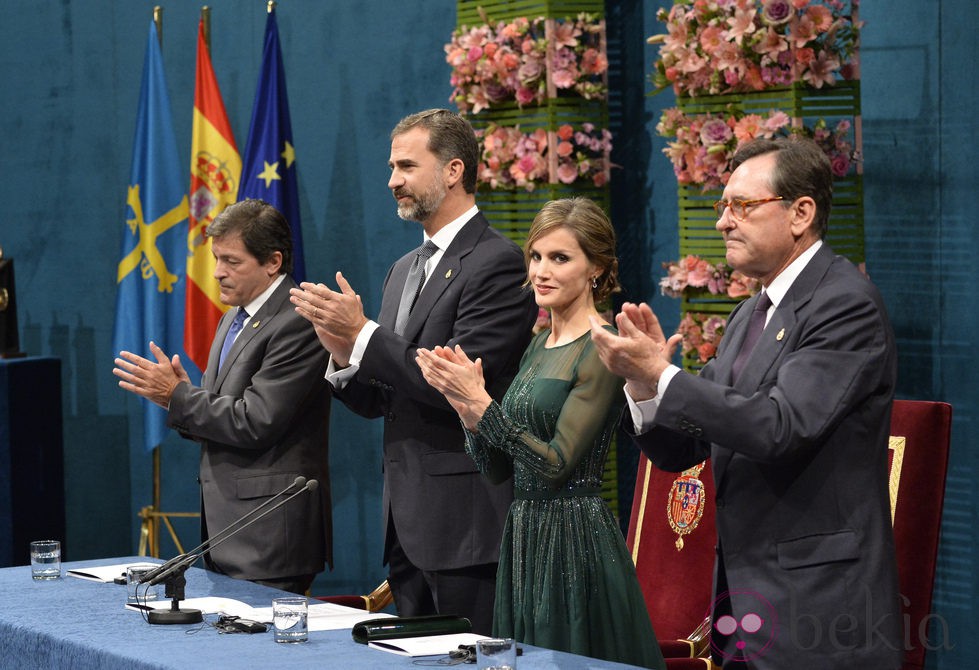 El Príncipe Felipe y la Princesa Letizia presiden los Premios Príncipe de Asturias 2013