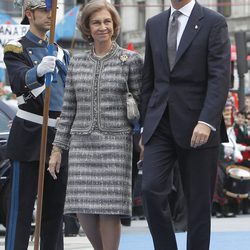 La Reina Sofía y el Príncipe Felipe llegan a los Premios Príncipe de Asturias 2013