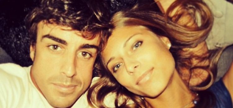 Fernando Alonso y Dasha Kapustina posan en una romántica imagen