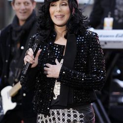 Cher actuando en el programa 'Today Show' de NBC en Nueva York