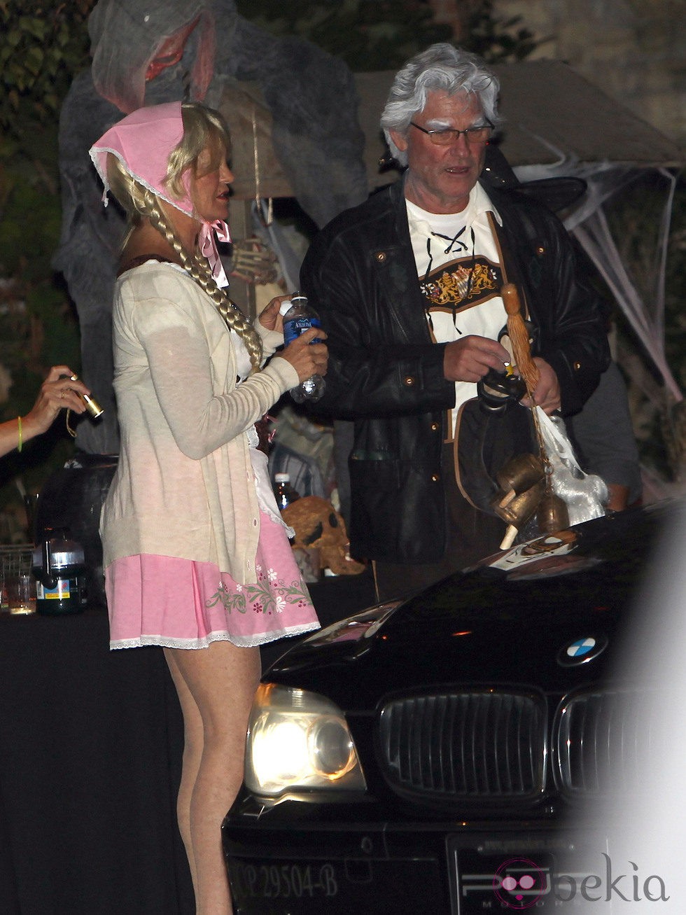 Goldie Hawn y Kurt Russell disfrazados en una fiesta de Halloween en Beverly Hills