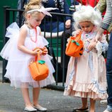 Las gemelas de Sarah Jessica Parker en busca de caramelos en Halloween