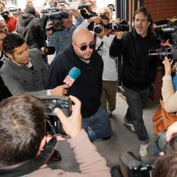 Kiko Rivera llegando a los juzgados de Sevilla para el juicio por su hijo Francisco