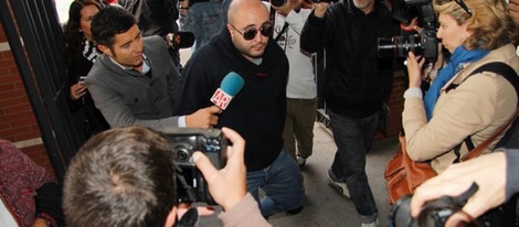 Kiko Rivera llegando a los juzgados de Sevilla para el juicio por su hijo Francisco