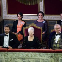La Reina de Dinamarca y los Príncipes Enrique, Federico y Mary en un concierto benéfico