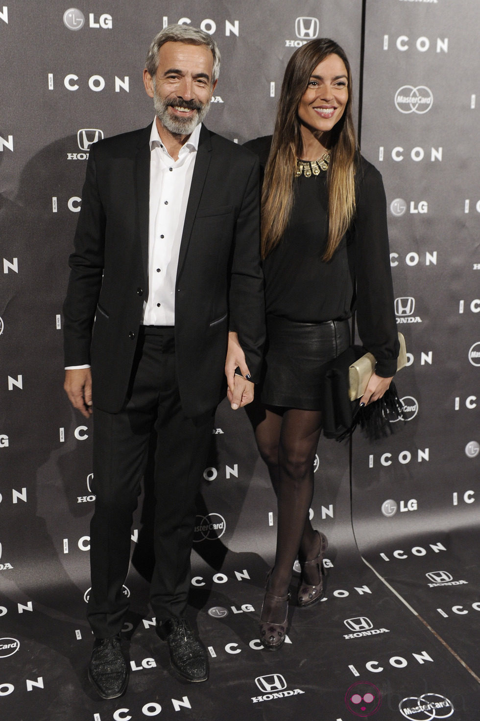 Imanol Arias e Irene Meritxell en la presentación del magazine Icon