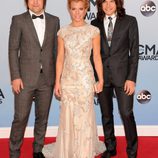 The Band Perry en los Premios CMA 2013