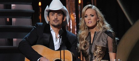 Brad Paisley y Carrie Underwood presentan los Premios CMA 2013