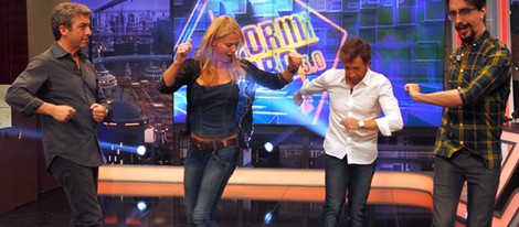 Ricardo Darín, Belén Rueda y Pablo Motos bailando en 'El Hormiguero'
