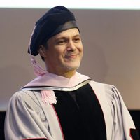 Alejandro Sanz recibe el título de Doctor Honoris Causa por la Universidad de Berklee