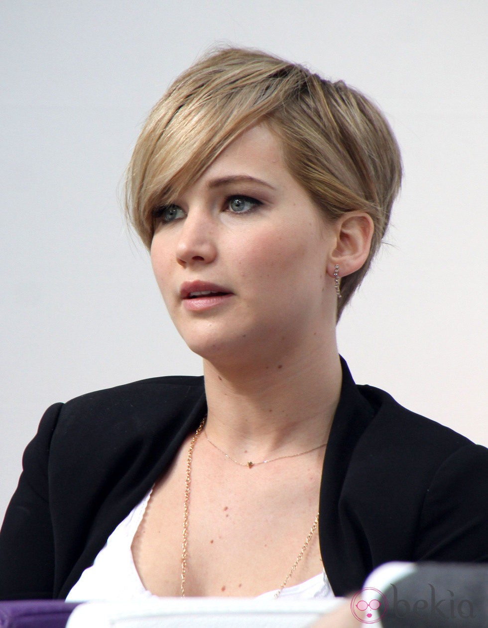 Jennifer Lawrence se corta el pelo