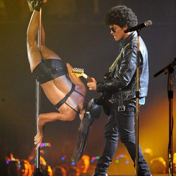 Actuación de Bruno Mars en los MTV EMA 2013