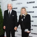 Barbra Streisand y su marido en los premios Glamour Mujer del Año 2013 en Nueva York