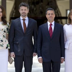 Federico y Mary de Dinamarca con el presidente de México y su esposa
