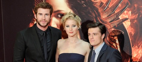 Liam Hemsworth, Jennifer Lawrence y Josh Hutcherson en el estreno de 'Los Juegos del Hambre: En llamas' en Madrid