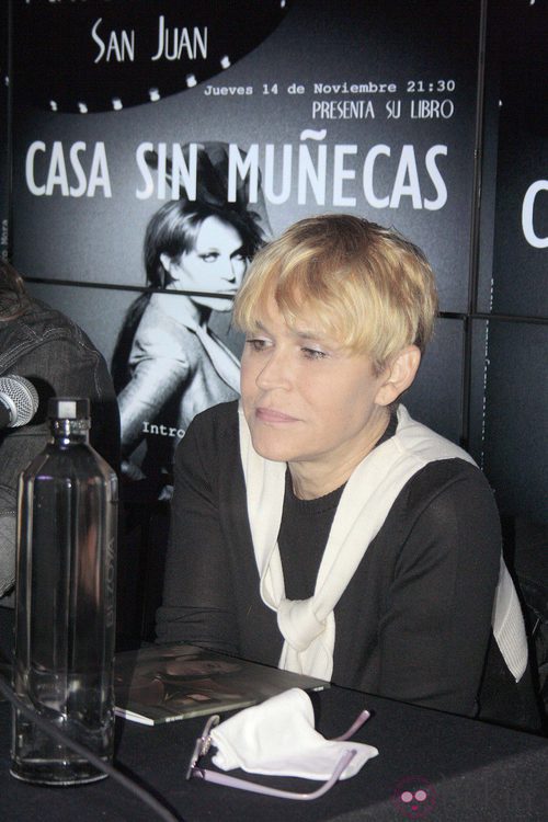 Antonia San Juan presenta su libro 'Casa sin muñecas'