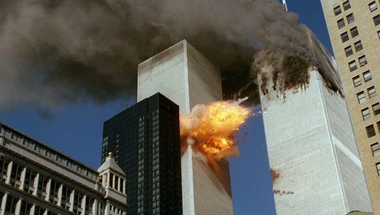 11-S: un avión choca contra la Torre Sur del World Trade Center
