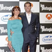 Marta Calvo y Javier Mora en el estreno de la tercera temporada de 'Los Protegidos'