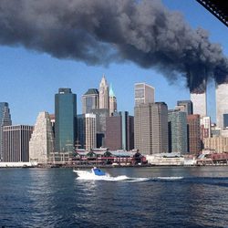 Las Torres Gemelas envueltas en fuego el 11-S