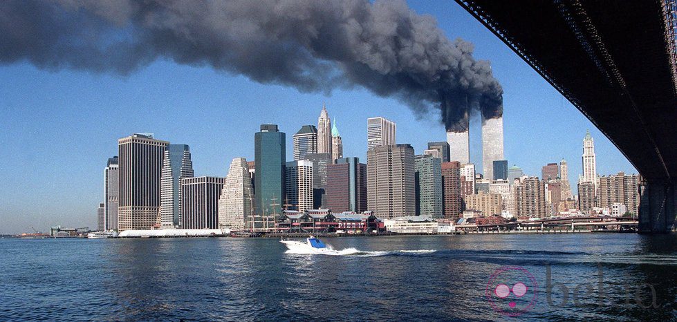 Las Torres Gemelas envueltas en fuego el 11-S