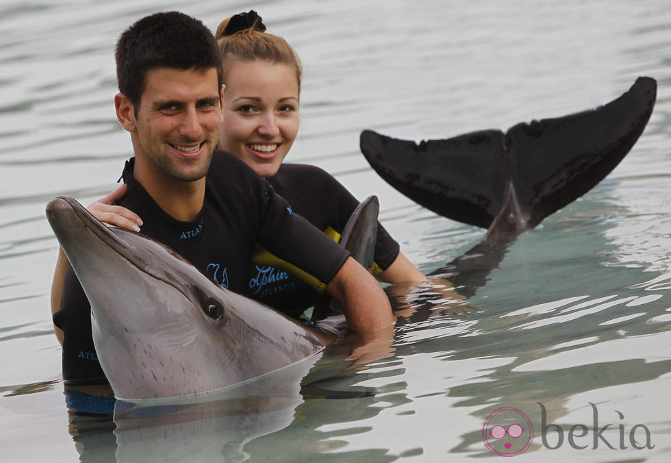 Djokovic y Jelena Ristic, dos enamorados en Dubai