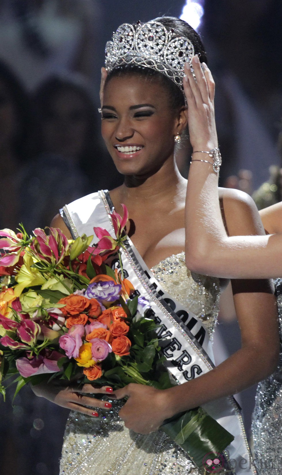 Leila Lopes, Miss Angola, coronada como Miss Universo 2011