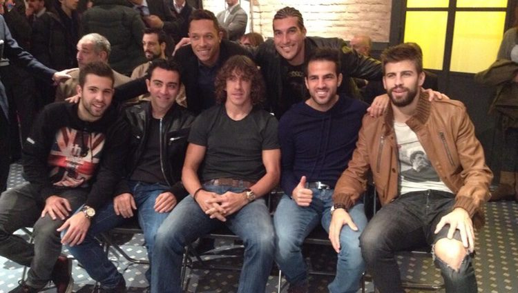 Jordi Alba, Xavi, Puyol, Fábregas, Piqué, Adriano y Pinto en la entrega de la Bota de Oro 2013