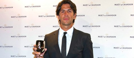 Fernando Verdasco brinda con champán antes de Navidad