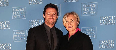 Hugh Jackman reaparece junto a su mujer Deborra-Lee tras anunciar que tiene cáncer