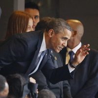 Barack Obama en el funeral de Nelson Mandela