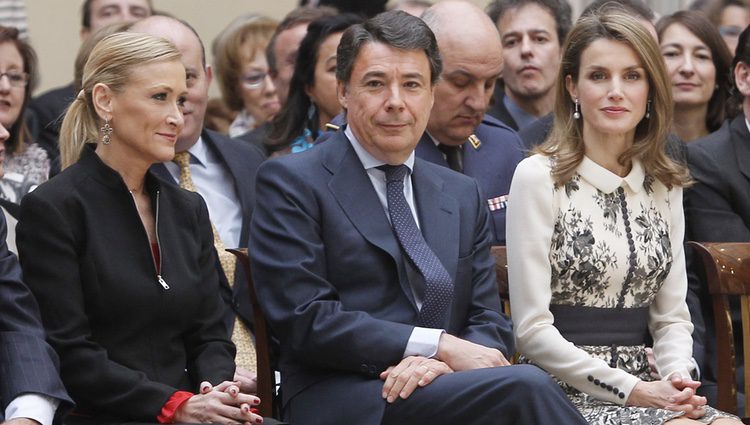 Cristina Cifuentes, Ignacio González y la Princesa Letizia en la entrega de las Medallas de Oro de las Bellas Artes