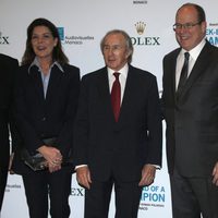 Carolina de Mónaco, Jackie Stewart, Alberto de Mónaco y Roman Polanski en el estreno de 'Weekend of a champion'