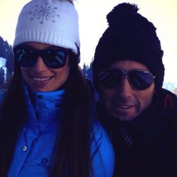 Sonia Ferrer y Álvaro Muñoz Escassi disfrutan de la Navidad en la nieve