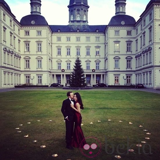 T.J. Thyne pide matrimonio a la modelo Leah Park en un castillo alemán