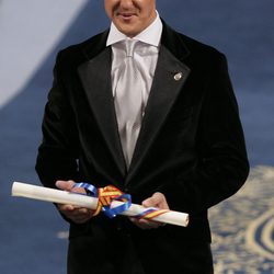 Michael Schumacher recogiendo el Premio Príncipe de Asturias 2007