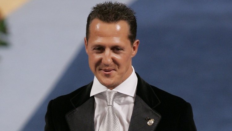 Michael Schumacher recogiendo el Premio Príncipe de Asturias 2007
