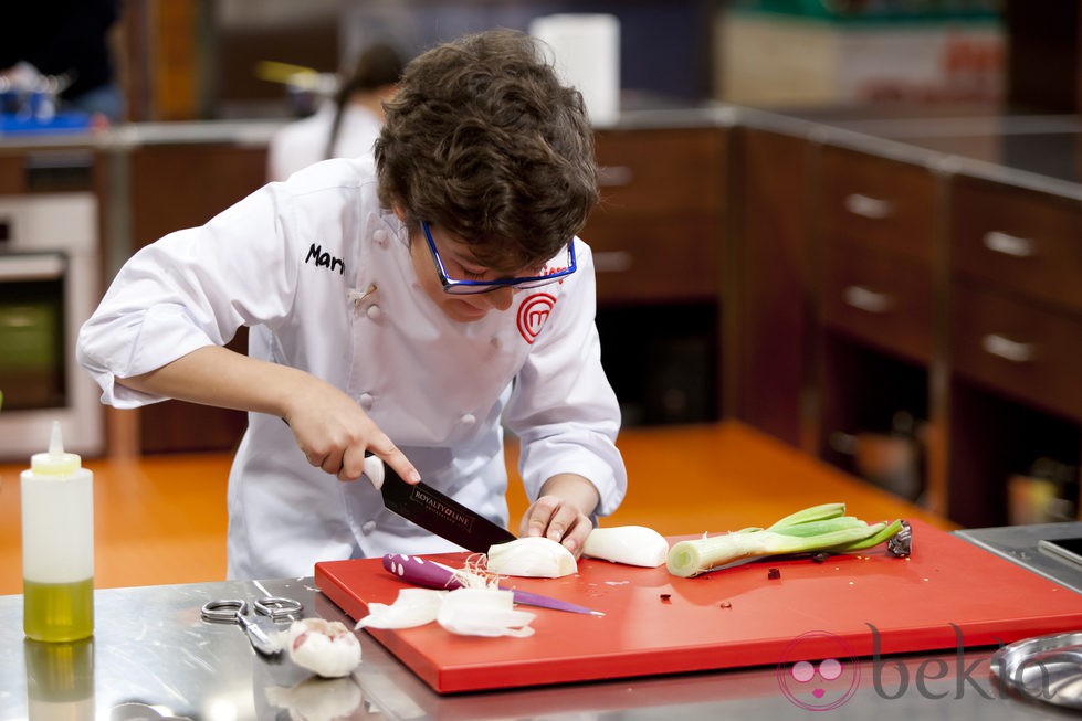 Mario cocinando en la final de la primera edición de 'MasterChef Junior' España