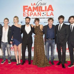 Reparto de 'La gran familia española'