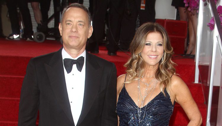 Tom Hanks en la alfombra roja de los Globos de Oro 2014